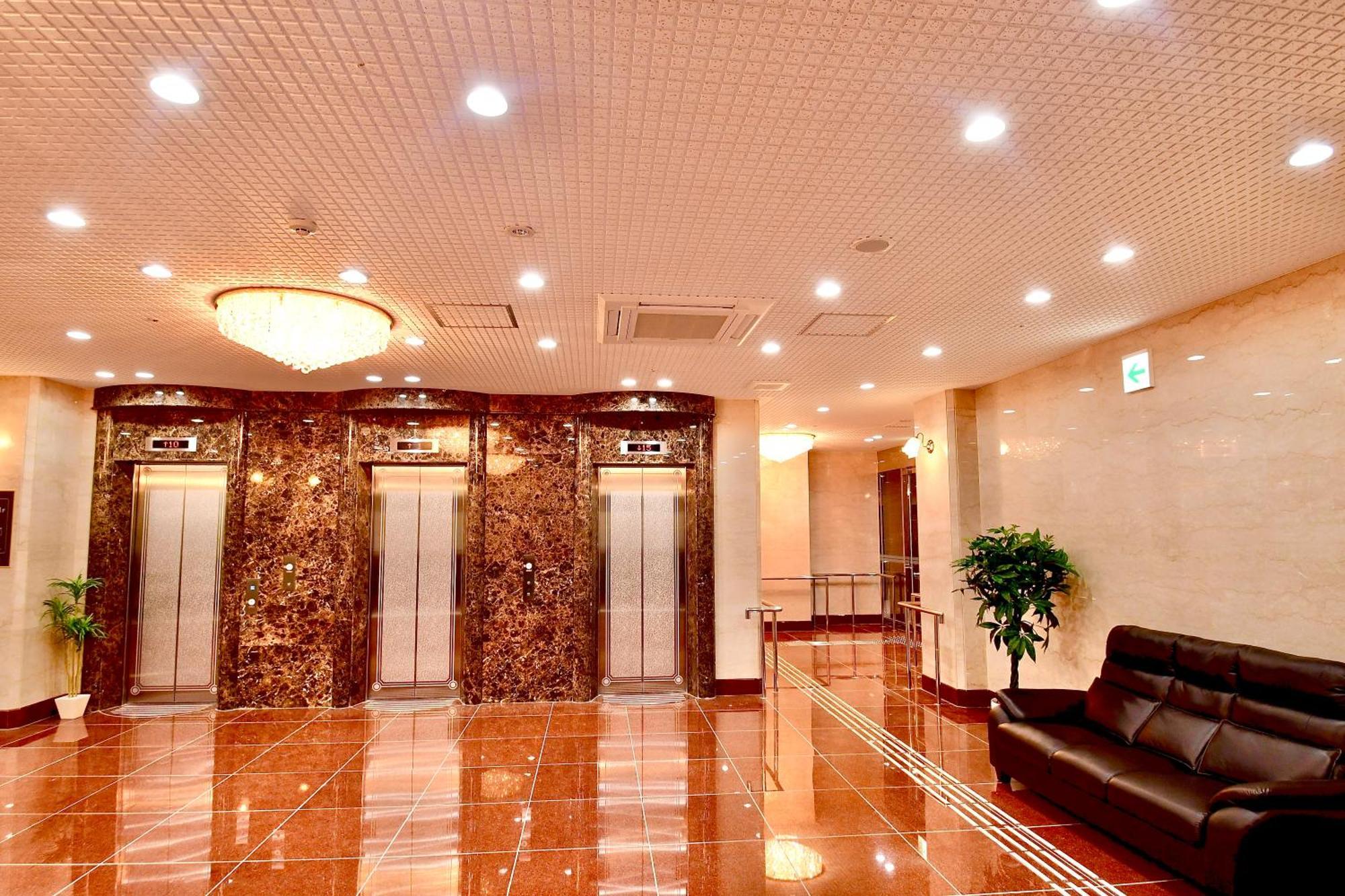 Himeji Ekimae Universal Hotel Minamiguchi Eksteriør bilde