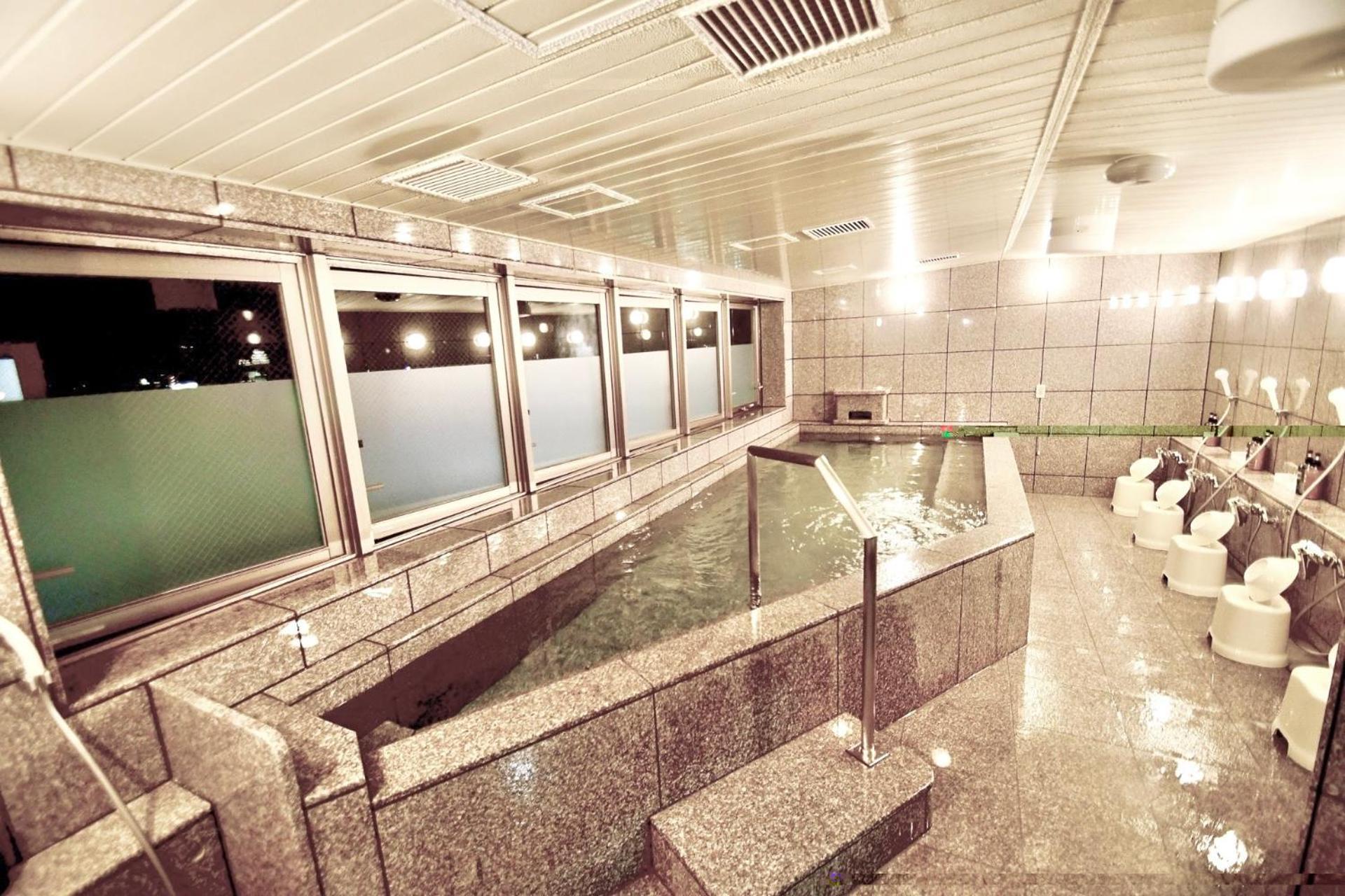 Himeji Ekimae Universal Hotel Minamiguchi Eksteriør bilde